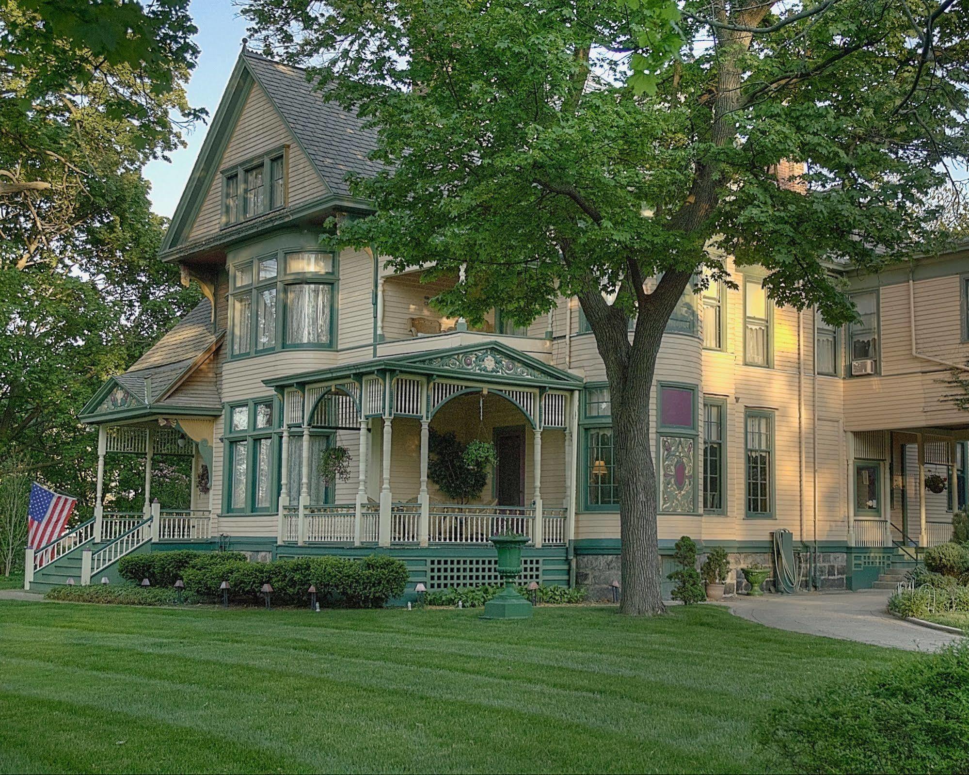 The Oliver Inn South Bend Exterior photo